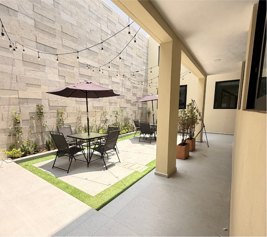 Terraza central Coronado 869 - Área de convivencia al aire libre